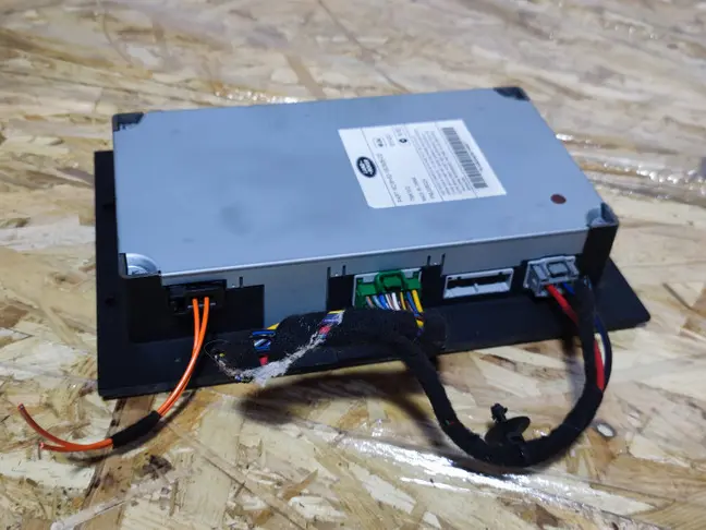 Усилитель музыки простой Land Rover Freelander 2