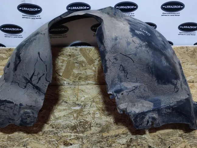 Подкрылок левый задний Land Rover Freelander 2
