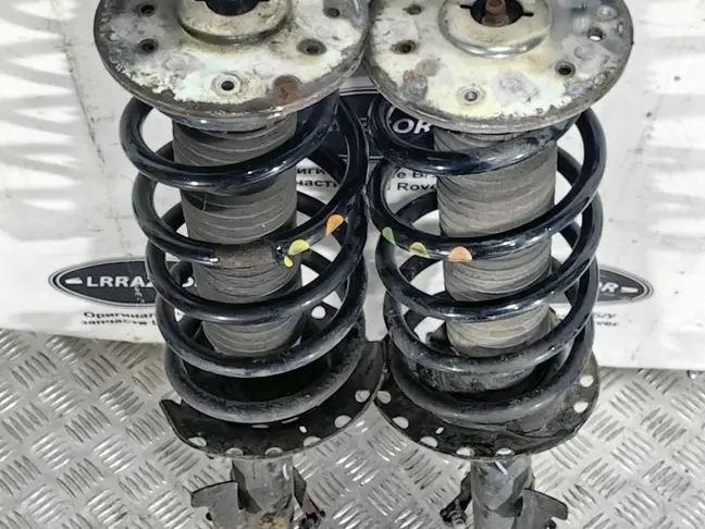 Амортизаторы передние Land Rover Freelander 2 2.2