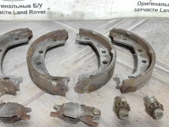 Механизм ручника 2 стороны Land Rover Freelander 2