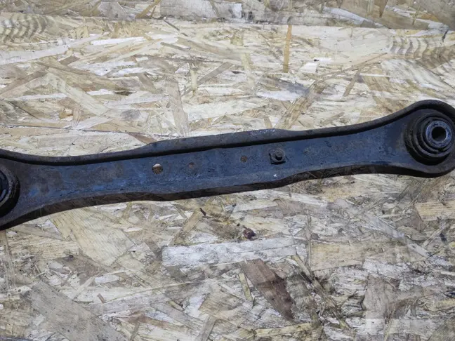 Рычаг задний поперечный Land Rover Freelander 2.2