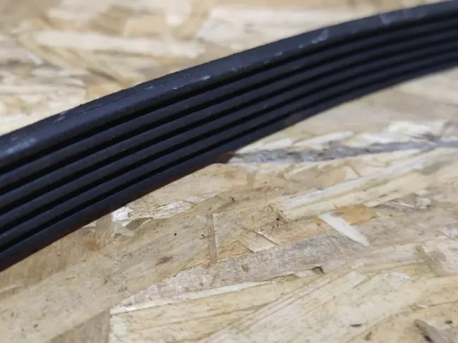 Ремень приводной Land Rover Freelander 2 2.2