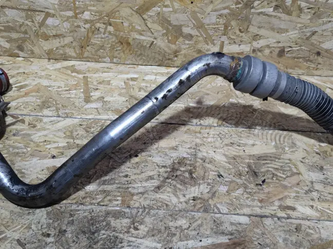 Патрубок интеркулера Land Rover Freelander 2 2.2