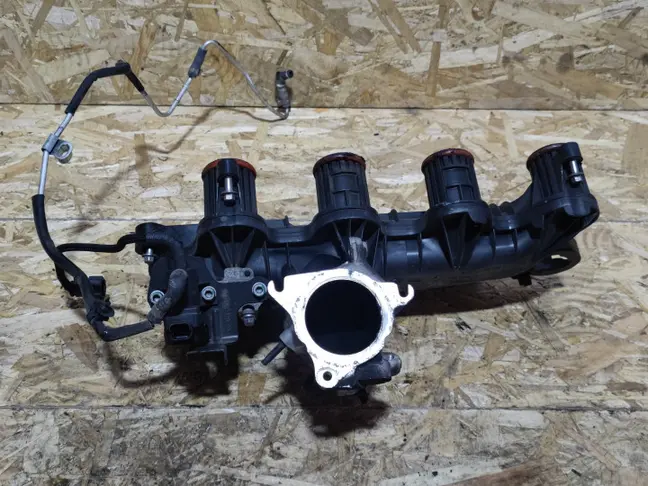 Коллектор впускной Land Rover Freelander 2 2.2