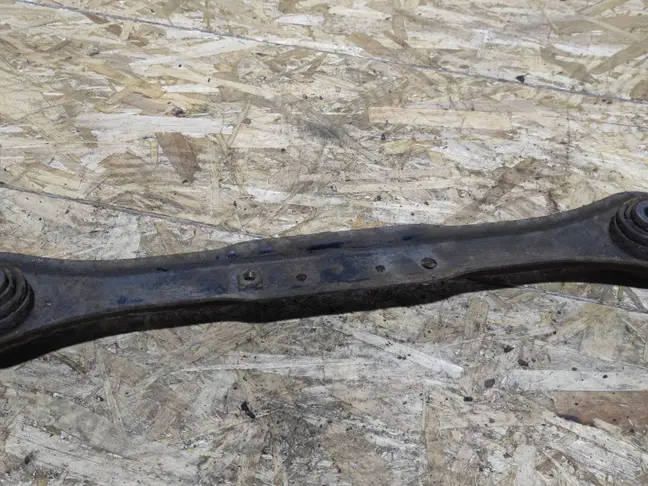 Рычаг задний поперечный Land Rover Freelander 2.2