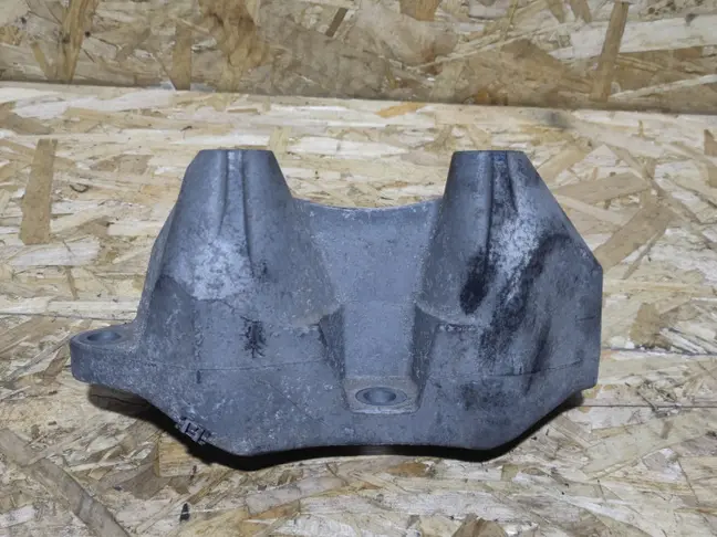 Кронштейн АКПП Land Rover Freelander 2 2.2