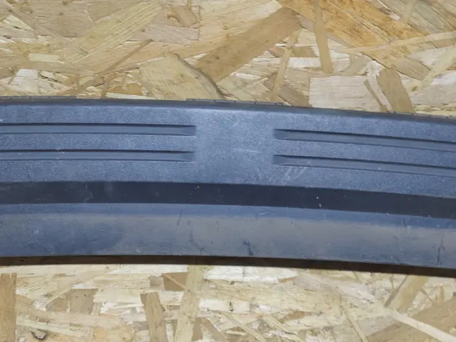 Накладка бампера заднего Land Rover Freelander 2