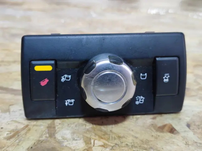 Панель раздатки Land Rover Freelander 2 2.2