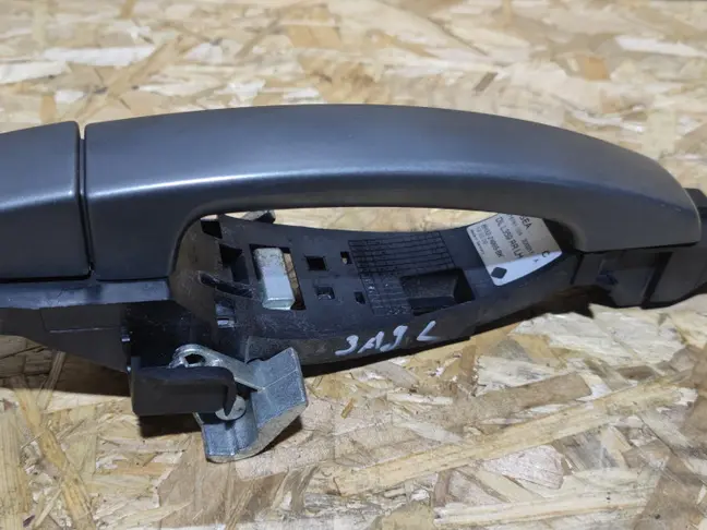 Ручка задняя левая Land Rover Freelander 2