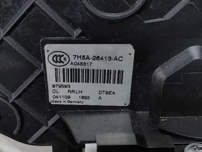 Замок левый задний Land Rover Freelander 2 07-14