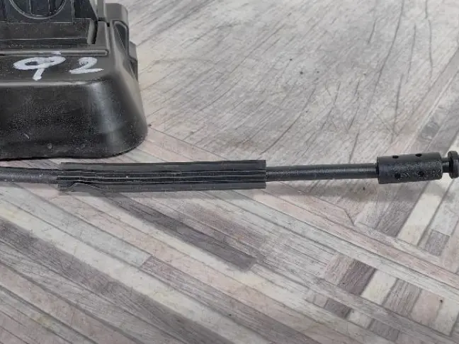 Замок левый задний Land Rover Freelander 2 07-14