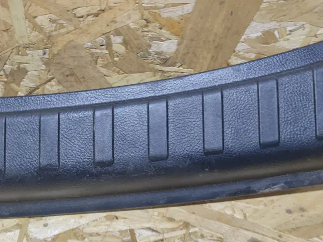 Накладка проема Land Rover Freelander 2 2.2