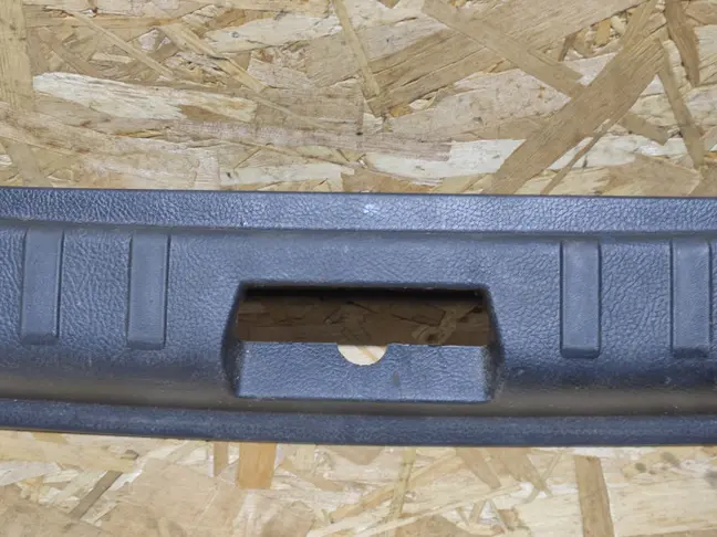 Накладка проема Land Rover Freelander 2 2.2