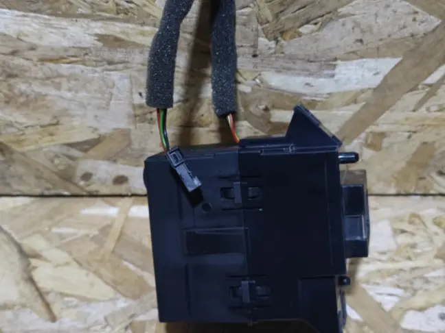 Замок зажигания Land Rover Freelander 2 2.2