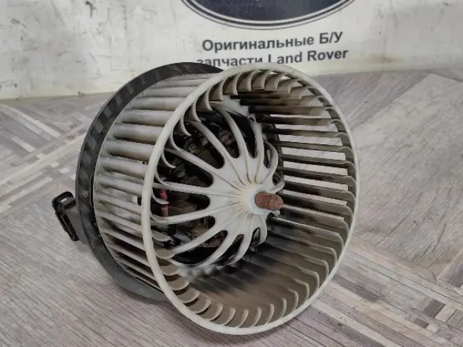 Вентилятор печки дефект  Land Rover Freelander 2