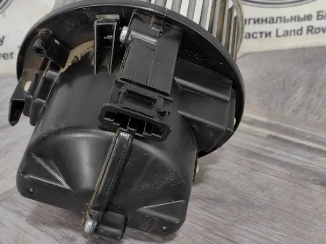 Вентилятор печки дефект  Land Rover Freelander 2