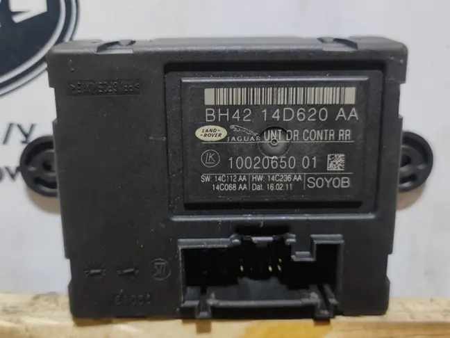 Блок задней двери Land Rover Freelander 2