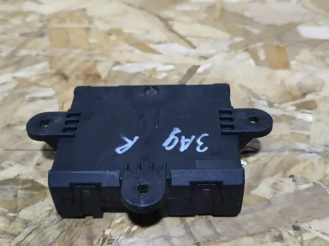 Блок задней двери Land Rover Freelander 2