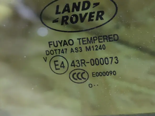 Форточка правая двери Land Rover Freelander 2