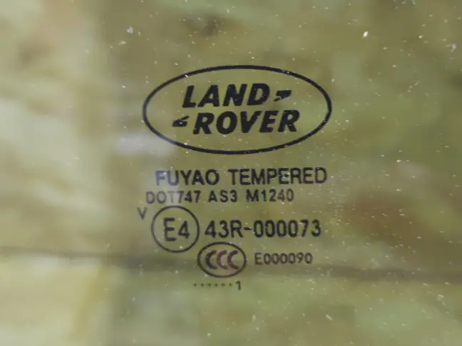 Стекло двери зад левое Land Rover Freelander 2