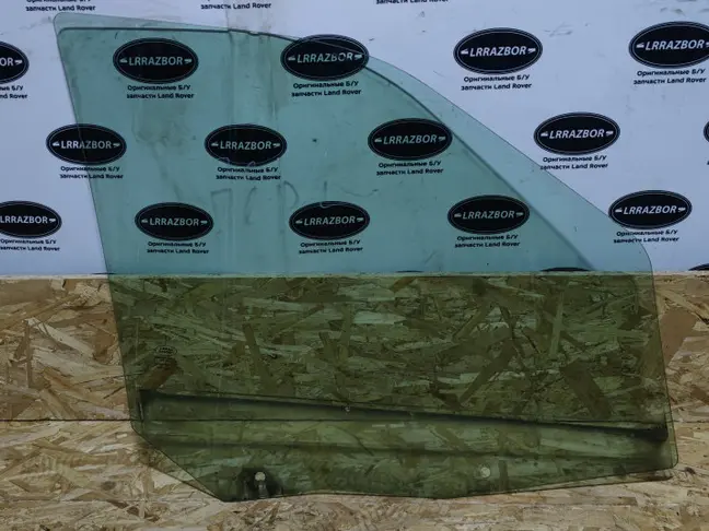 Стекло двери левое Land Rover Freelander 2