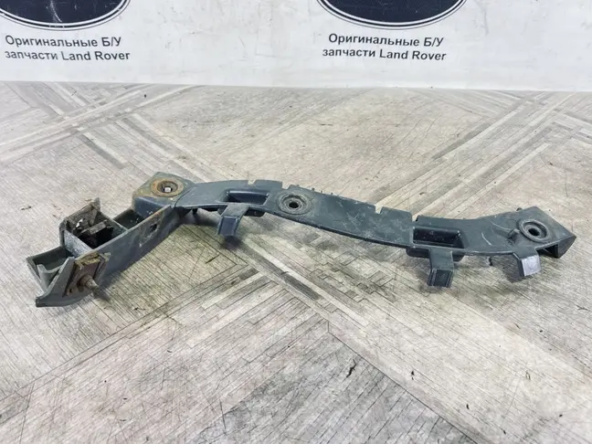 Кронштейн бампера правый Land Rover Freelander 2