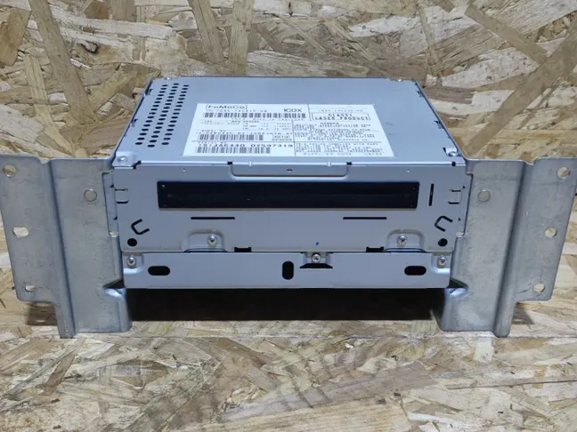 Магнитола мультимедия Land Rover Freelander 2 2.2