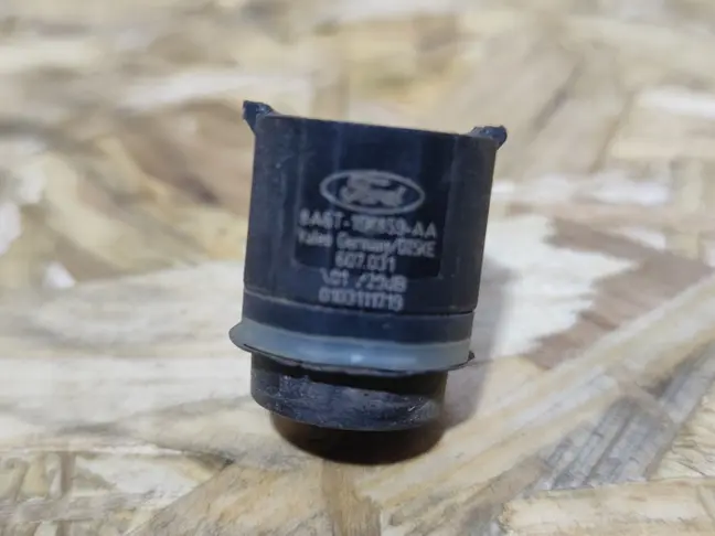 Парктроник датчик Land Rover Freelander 2