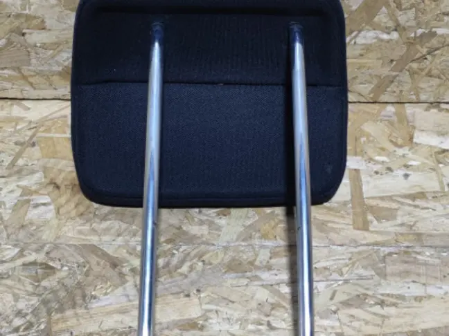 Подголовник задний левый Land Rover Freelander 2