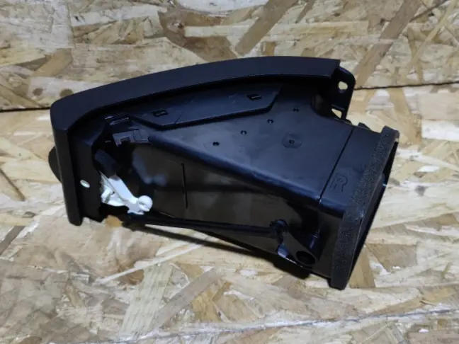 Дефлектор воздушный  Land Rover Freelander 2 2.2