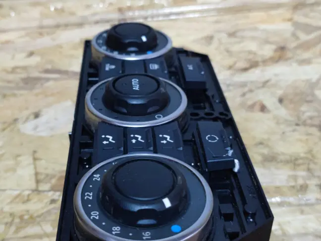 Блок управления климатом Land Rover Freelander 2