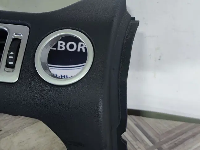 Вставка торпеды центр Range Rover L322 07-12