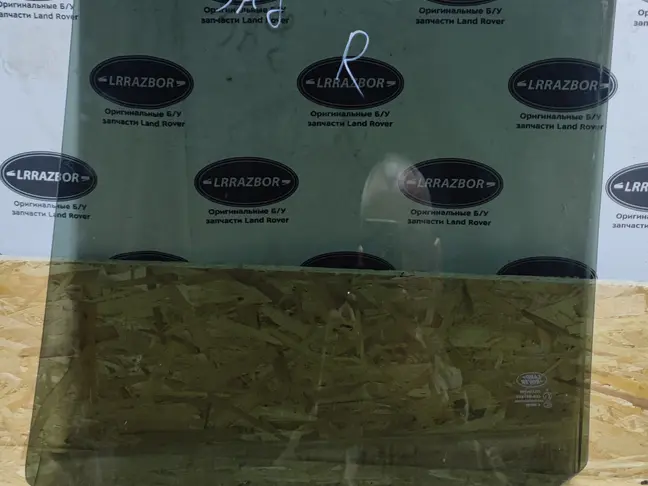Стекло двери задней правой Range Rover L322 02-12
