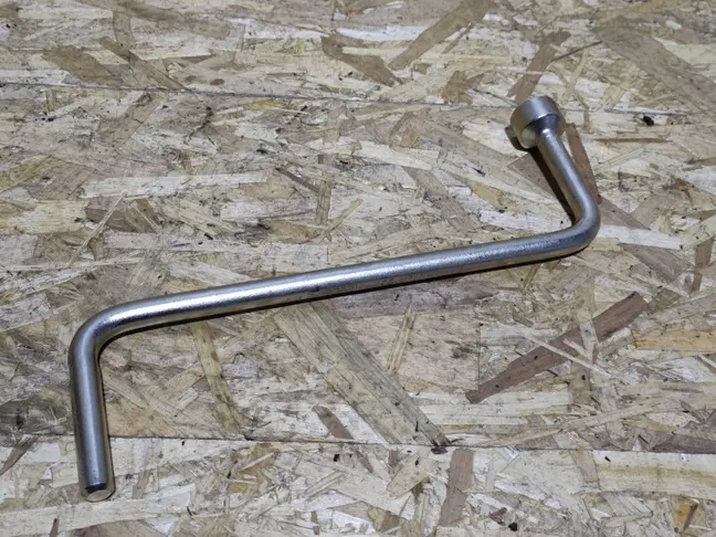 Ключ балонный Range Rover L322 02-12