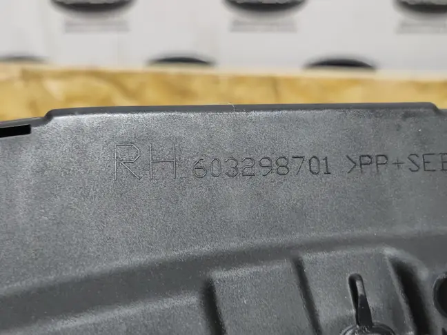 Подушка в сидение правая Range Rover 3 L322