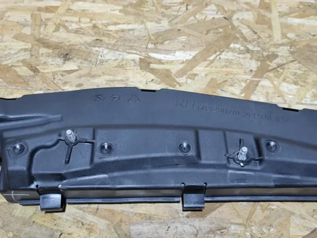 Подушка в сидение правая Range Rover 3 L322