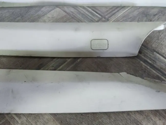 Обшивки стоек лобового стекла Range Rover L322