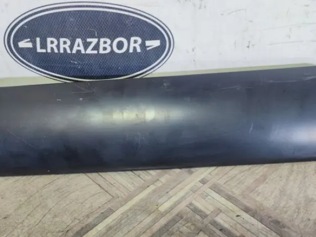 Молдинг стойки левый Range Rover L322 02-12