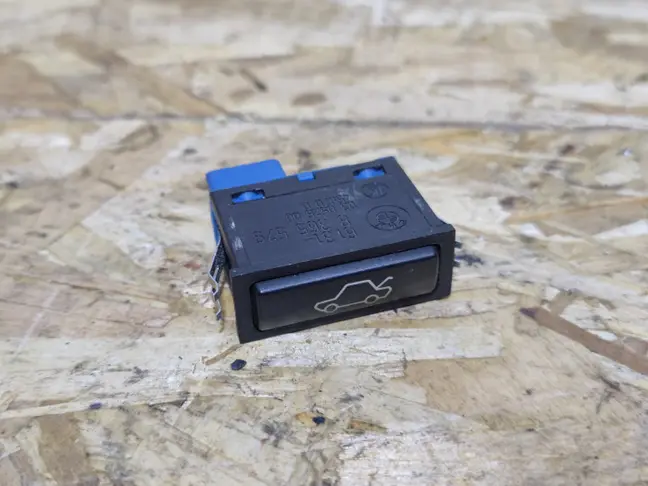 Кнопка открывания борта Range Rover L322 02-12