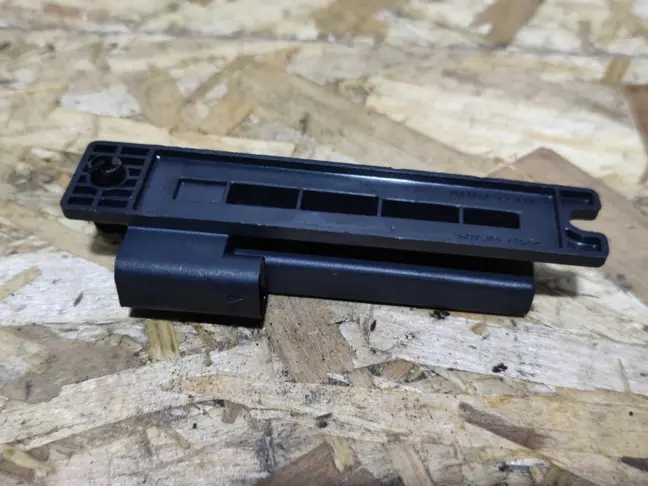 Антенна доступа Range Rover 3 L322 09-12