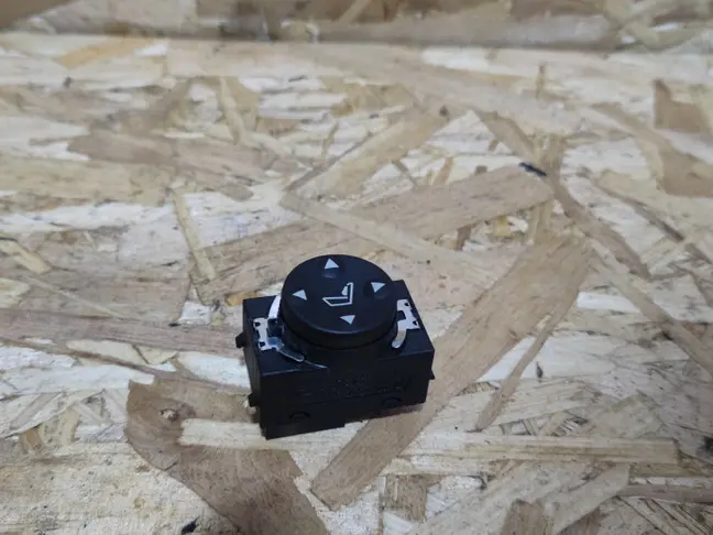 Кнопка регулировки сидения Range Rover L322