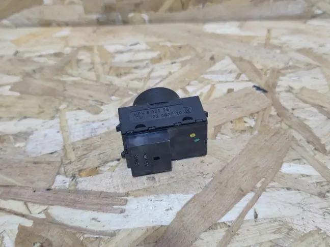 Кнопка регулировки сидения Range Rover L322