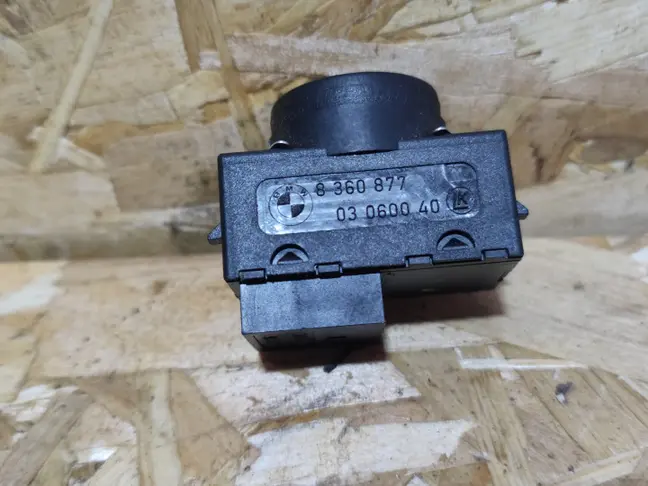 Кнопка регулировки сидения Range Rover L322