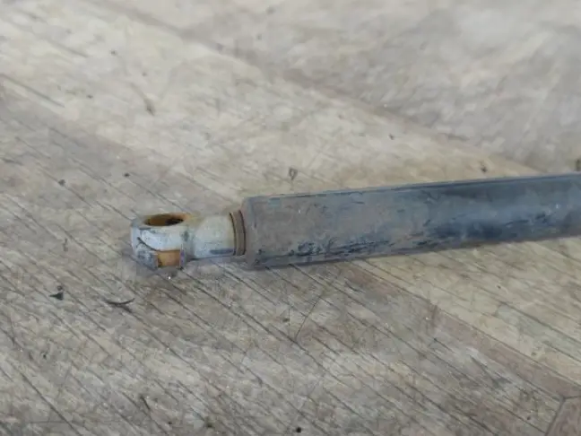 Амортизатор крышки багажника Range Rover 3 L322