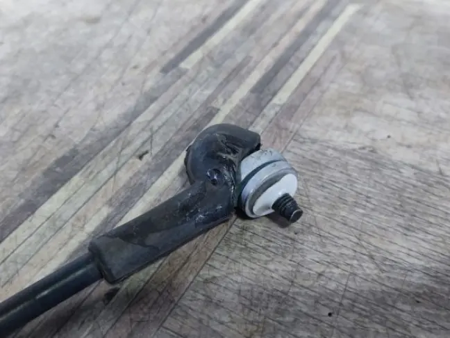 Трос откидного борта Range Rover L322 02-12