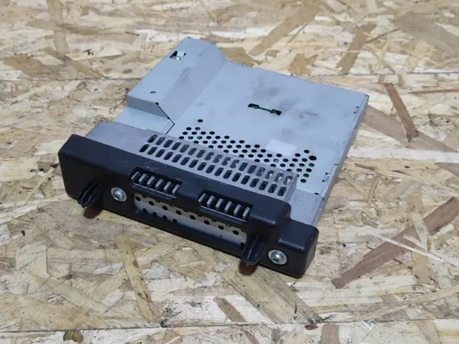 Блок управления магнитолой Range Rover L322 07-12