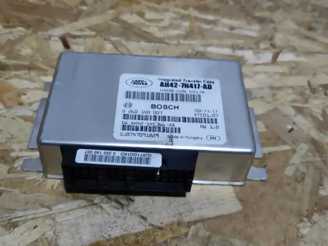 ЭБУ раздаточной коробкой Range Rover L322 09-12