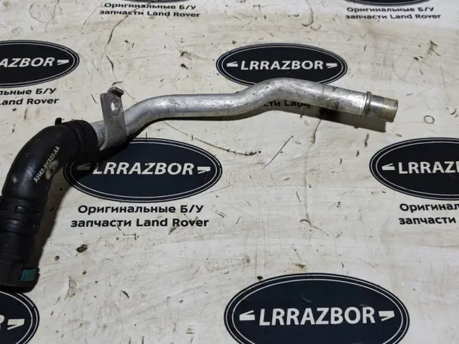 Патрубок водяной Range Rover 3 L322 2009-2012 5.0