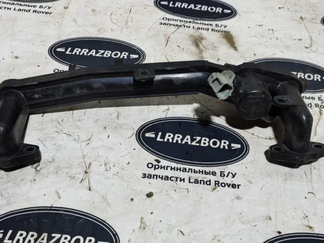 Тройник системы охлаждения Range Rover 5.0 510SC