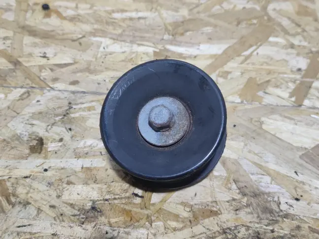 Ролик паразитный ремня Range Rover L322 5.0